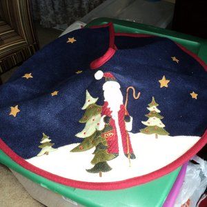 Small Tree Skirt